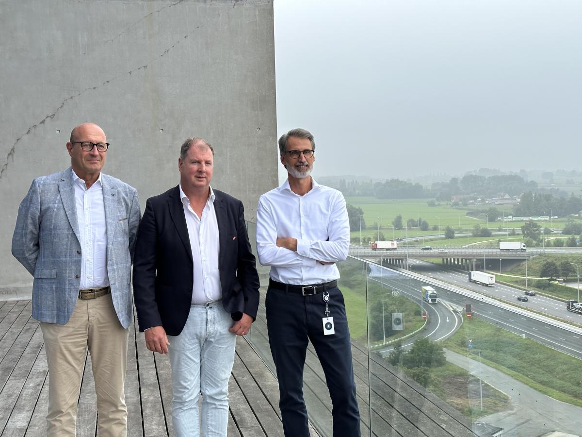 UNIZO West-Vlaanderen bij Skyline in Izegem waar de Ventilus-lijn zou passeren.